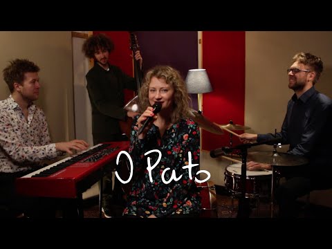 O Pato | João Gilberto | ft. Laura Polence (Letônia) COVER