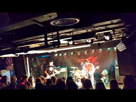 Coffee, Cigarettes And Rock'N'Roll - HarryBigButton