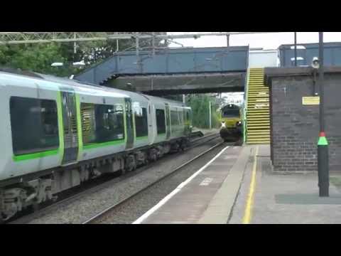 70003,sb Coatbridge Daventry Russell containers throu P2,Acton Bridge 5,10,16
