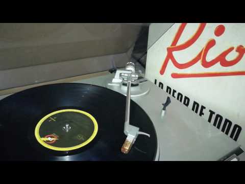 Estás en nada - Río