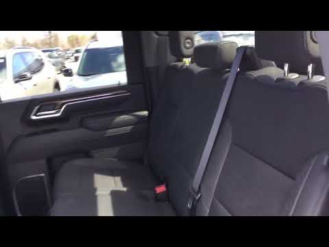 2025 Chevrolet Silverado 2500HD 4WD Crew Cab Standard Box LT in White for sale at Seaway Chevrolet Buick GMC Ltd in Cornwall, ON