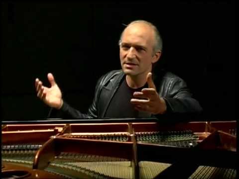 Christos Papageorgiou on film music PROFESSIONEL