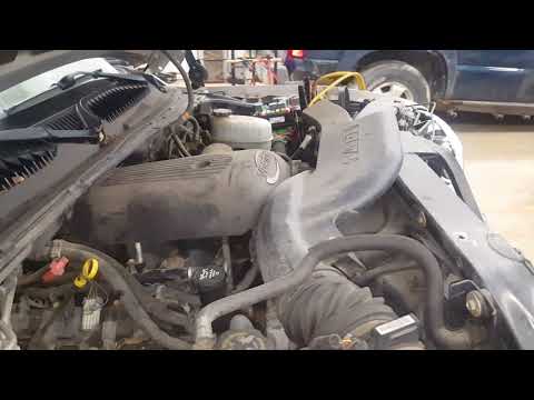 18B0257 - 2004 GMC Yukon XL K1500 - 5.3L