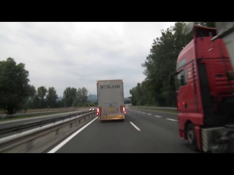 Węgierski tir jedzie ponad 150 km/h