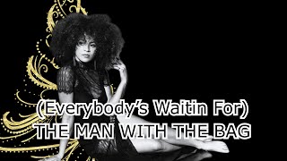 “(Everybody’s Waitin For) The Man With the Bag” 🎄 A Christmas Moment with Kandace Springs