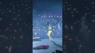 Post Malone &amp; Swae Lee perform Sunflower 😍🌻