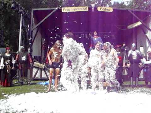 2011-Aug-20 MPS Telgte Teeren und Federn Tonmeister Martin.AVI