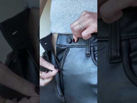 Fashion Hack: This is why your zipper keeps falling down 🫠 #shorts #fashionhack #styletips