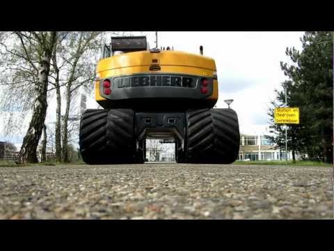 Liebherr 313 rubber track VTS high speed