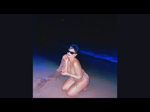 Quelle Rox - swimmin in blue (official lyric audio)