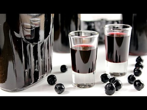 Nalewka z aronii, Aroniówka | Smaczne-Przepisy.TV