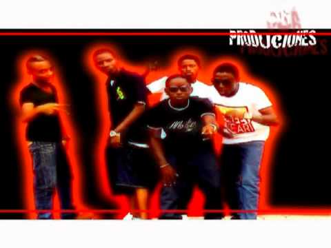 Bobby Dogg El Flaco&Negro Dogg.mpg-No Sabes Sentir