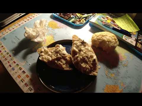 MongoTV_10555 - Min Natmad - OSTEBOLLE og GULERODSBOLLE Med Bacon- og Kyllingsalat