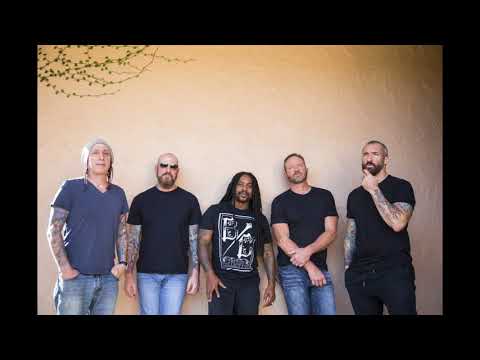 Lajon Witherspoon vocalist of Sevendust 5-12-18