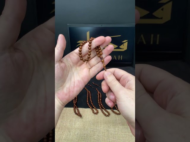 سبحة كوك طبيعي بحبات صغيرة وشرابة أنيقة