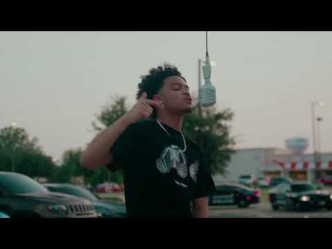 Steppa “White Bxtch” #MicCheckD Live Performance (Season 5)