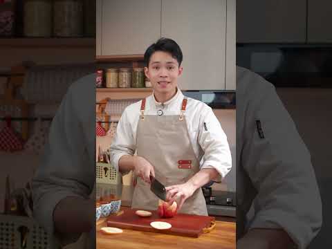 【美食教程-蘋果焗雞】蘋果焗雞 不加一滴水的蘋果焗雞！電飯鍋一燜就搞定，鮮嫩爆汁巨下飯！ #跟着視頻學做菜#蘋果焗雞#電飯鍋美食#美食#醬油雞