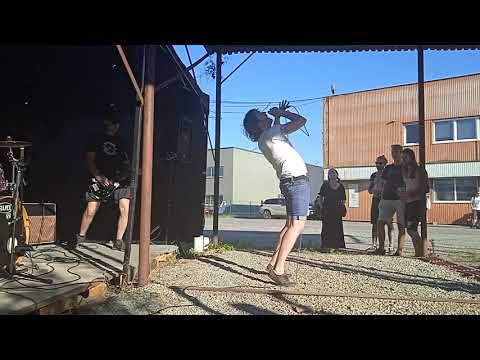 Samorast - Žalospev dezinformovaných ( live in skušobňovica )