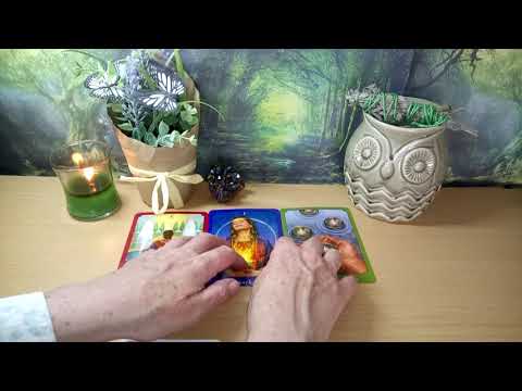 Daily Tarot 28th May 2019 💚✨ Action from alignment creates beautiful memories✨ 💚