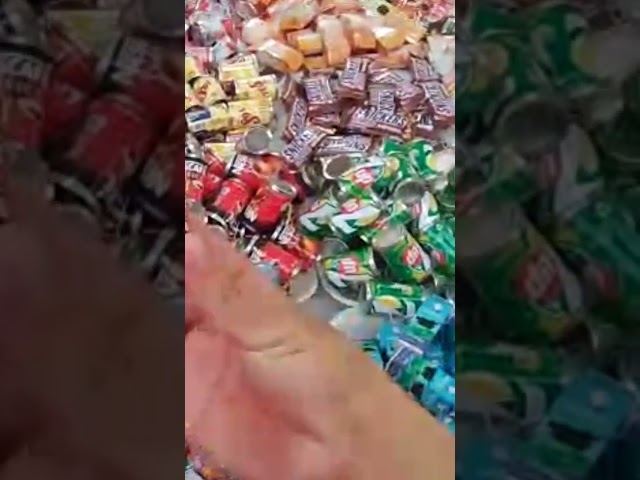 Vídeo relacionado con PRETYZOOM Precioso Juego De 2 Imanes para Nevera con Forma De Panda Y Globo Aerostático para Decoración De Uso Diario En El Hogar