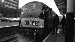 preview picture of video 'British Railways Western Region Diesel Hydraulics'
