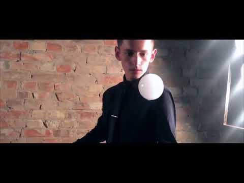 Saturn Magic - Confetti SILVER Light by Victor Voitko (Gimmick and Online Instructions) - Trick