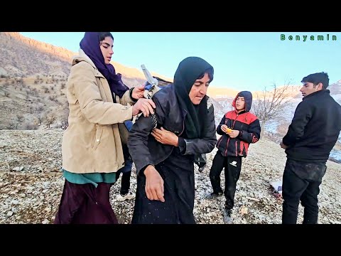 ❄️ Snowy Day with Our Nomadic Family | Winter Adventure & Traditional Bread