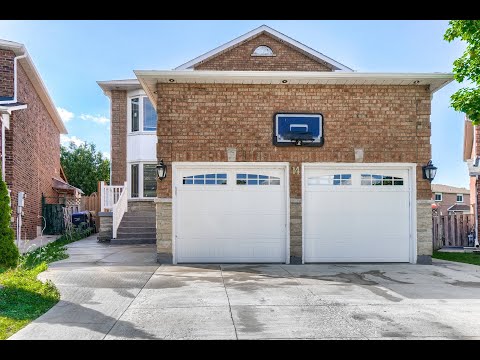 14 Lehar Court Brampton Home for Sale - Real Estate Properties for Sale