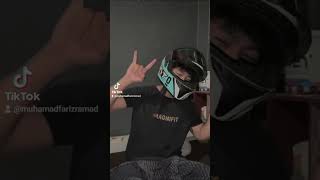 Download lagu Ganteng... *Helmnya 🗿#kytttcourse #tiktok #fyp #fypシ #viral #ytshorts #motovlog mp3