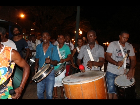 ESQUENTANDO OS TAMBORINS