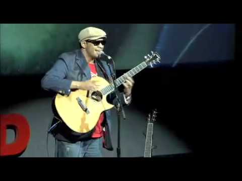 TED】ラウル・ミドン：「テンベレーラナ」（ラウル・ミドン：「全問正解」「テンベレーラナ (【TED】Raul Midon: "Tembererana" (Raul Midon: "All the Answers" and "Tembererana"))