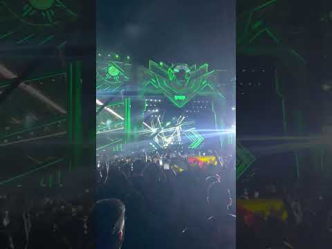 Hardwell@Djakarta Warehouse Project 2022 -Titanium vs Melbourne Sound 2.0 (IZURRIA Remix)(drop only)