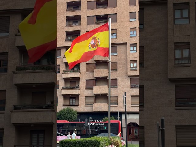 Vídeo relacionado con AZ FLAG Bandera de la Provincia de CÁDIZ 150x90cm para Palo - Bandera CÁDIZ EN ANDALUCÍA 90 x 150 cm