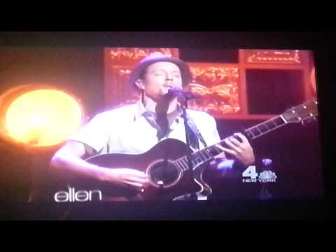 Jason Mraz Performs 'Hello You Beautiful Thing'