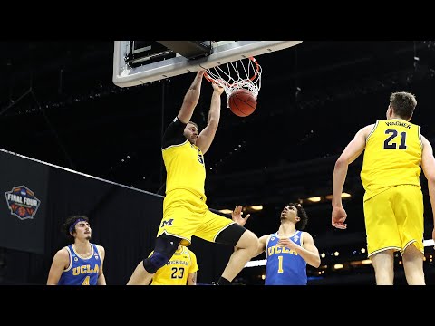Dunks of the day from Tuesday's Elite Eight