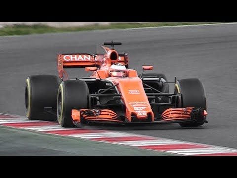 McLaren MCL32 F1 2017 Testing at Circuit de Barcelona-Catalunya