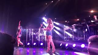 Alina Baraz - Floating (live)