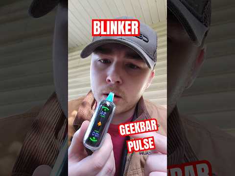 GeekBar PULSE Blinker!! Worlds First Full Screen Disposables...