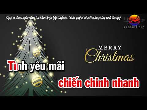 Thể hiện bởi Thúy Vi