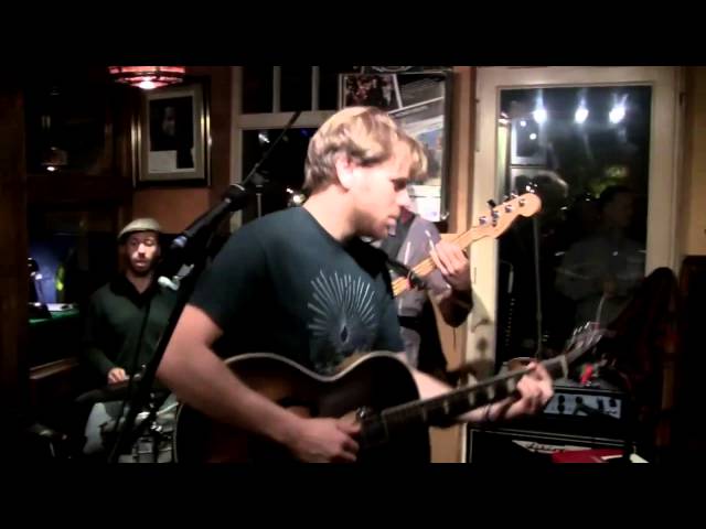 Live in a German Pub