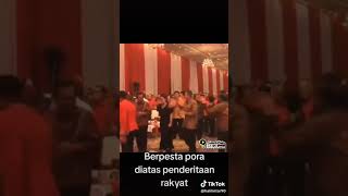 Download lagu ada apa istana pestapora,menyanyikan genjer-genjer ala pki sblm pembantaian jenderal. mp3