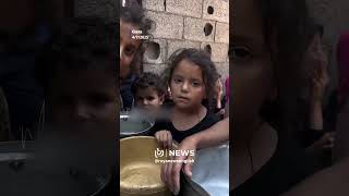 Download lagu Starving children fight to stay alive amid Gaza food crisis mp3