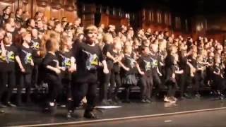Ranking Full Stop performed by The Boite 2016 Schools Chorus at Melbourne Town Hall
