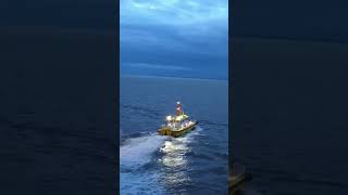 Pilot Says Goodbye #cruising #cruise #alaska #hollandamerica