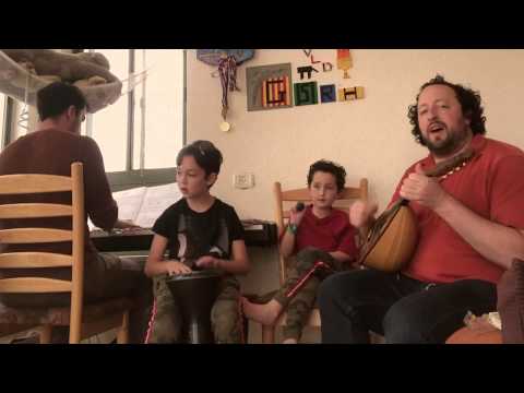 Emet V'Yatziv | אמת ויציב