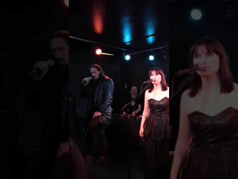 LINDY-FAY HELLA @ THE BLACK HEART London