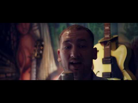 Dennis B - Blijf Bij Me