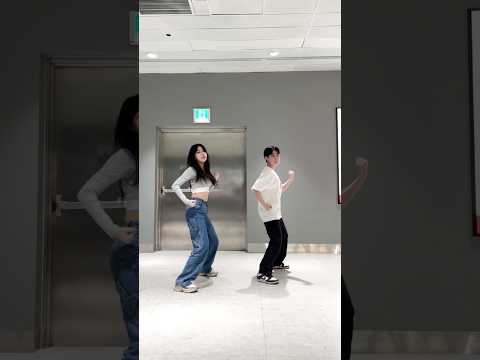 ROS&Eacute; & Bruno Mars - \ APT \ Dance Cover