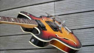 Video thumbnail for Trop Cool - Aria Barney Kessel 5002T + Fender Super Champ SCxd by FredDant