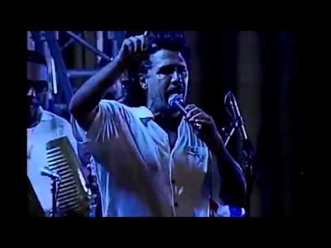 Improvisación de Roberto Carcassés durante el concierto por os Cinco